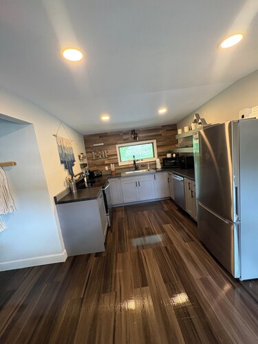 Private cabin retreat with everything you need!