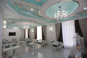 Dining - Reikartz Amirun (Tashkent)