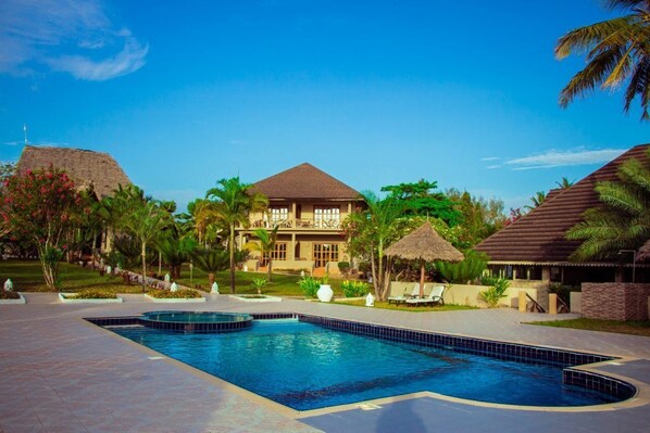 Pool - Mandarin Resort (Kizimkazi)