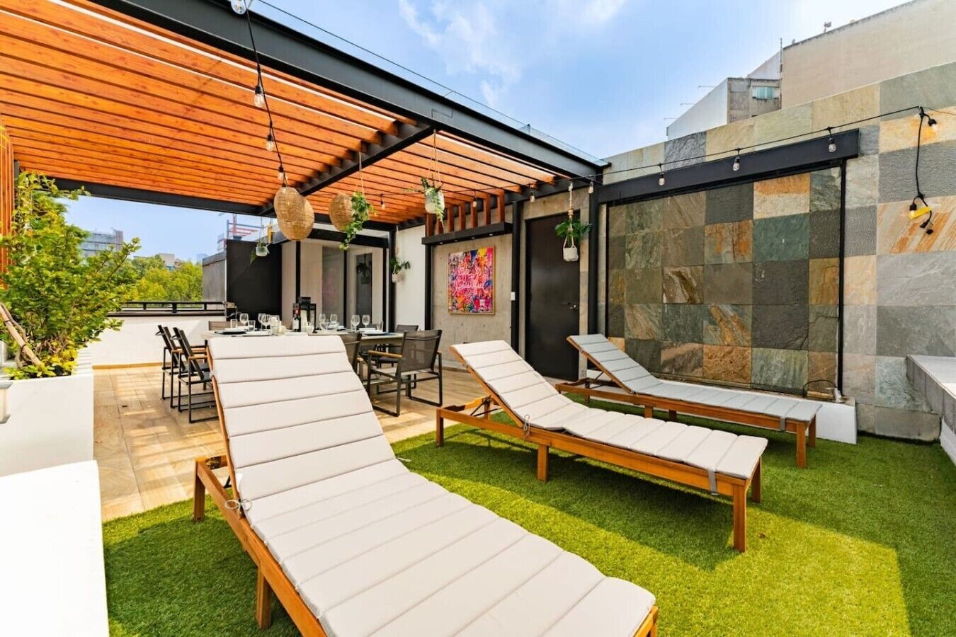 Outdoor dining