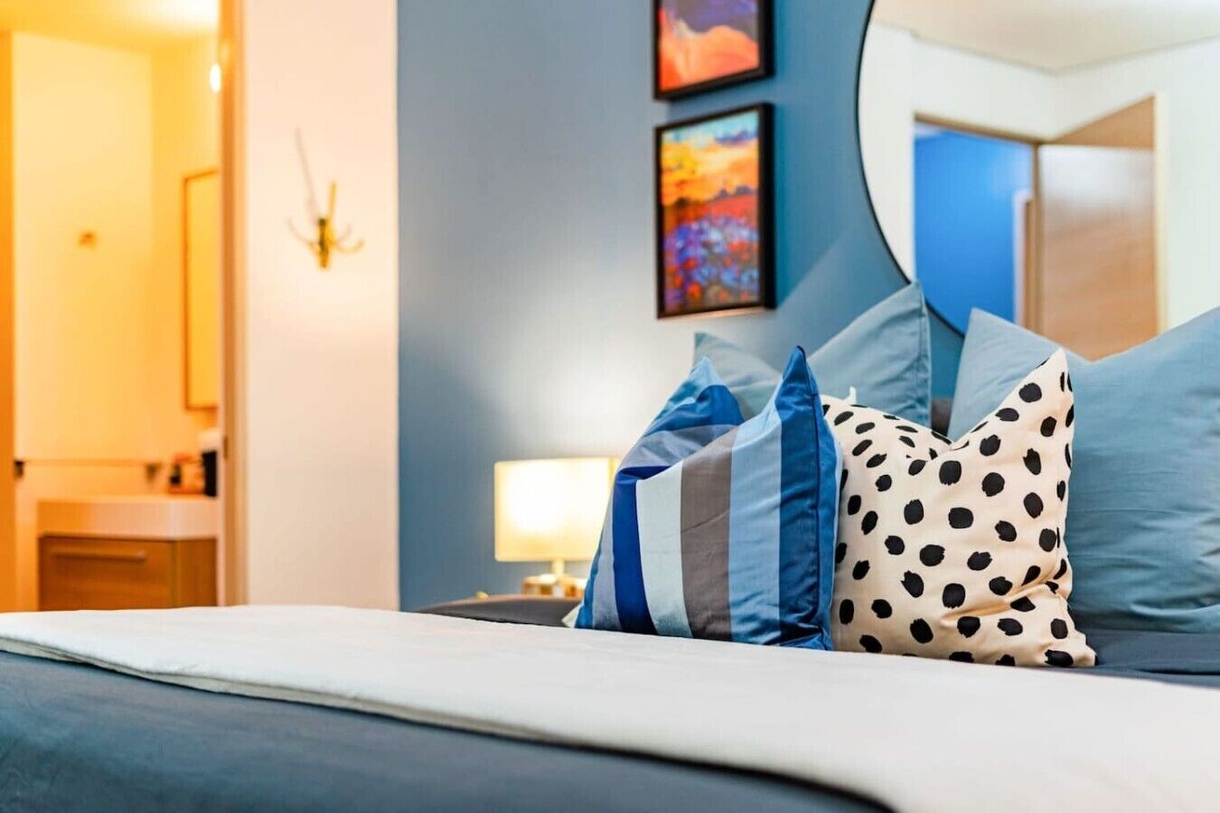 Desk, iron/ironing board, travel cot, WiFi