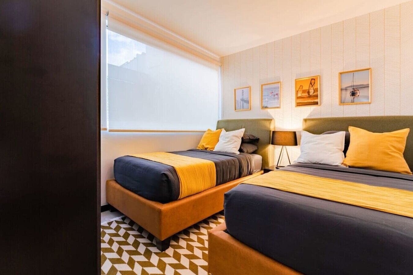 Desk, iron/ironing board, travel cot, WiFi