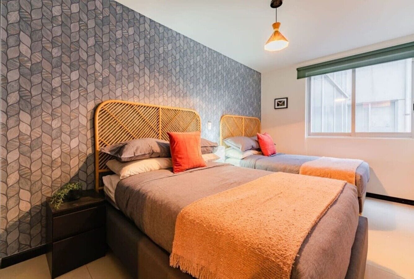 Bedroom 3 has 2 single beds