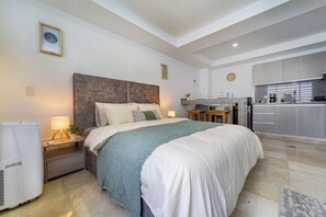 1 Schlafzimmer, Bügeleisen/Bügelbrett, kostenloses WLAN, Bettwäsche
