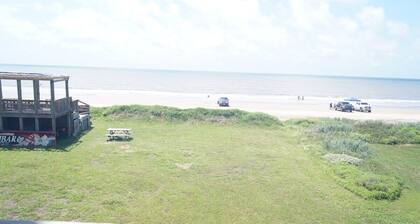 Casa Dora Beachfront Gulf View