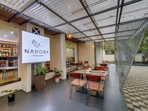 Outdoor dining - De Garland, Palolem - AM Hotel Kollection (Canacona)