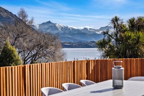 Outdoor dining - Wanaka Lakeview  (Wānaka)