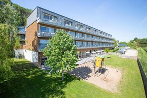Exterior - Residence Vacanceole Les Chambres de la Baie (Roz-sur-Couesnon)