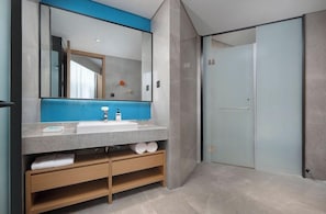 Bathroom - Holiday Inn Express Xi'an Qujiang Center (Xi'an)
