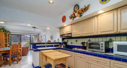 Spacious condo on marina with pool and ocean view!