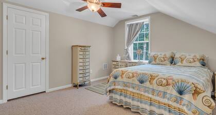Saybrook Point Pool House