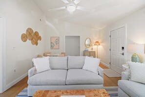 Smart TV - Cozy Cape Escape | Hot Tub + Near Beaches (Cape May)