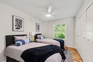 2 habitaciones, wifi gratis y ropa de cama 