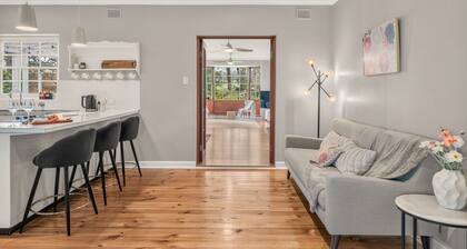 Spacious Four Bedroom Barossa Vineyard Escape