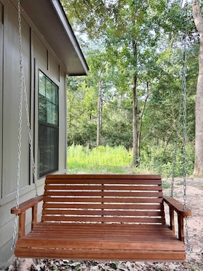 Property grounds - Dove Creek Pines Cabin (San Jacinto County)