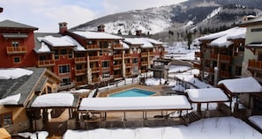 Exterior - Hilton Sunrise Lodge 2-bedroom, ski in/out, walk to village, 12/26/2026-1/2/2027 (Park City)