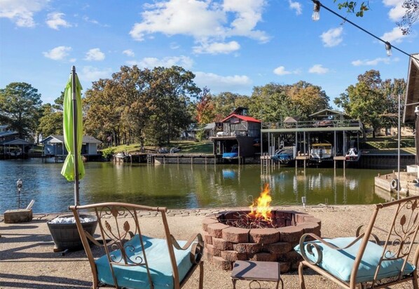 Property grounds - Spacious 4-bedroom water front house at Cedar Creek Lake. (Trinidad)