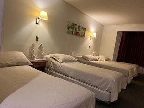 Kamar Quadruple Standar | Wi-Fi gratis