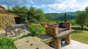 Outdoor dining - Villa Adalgisa - Tuscan Country Villa with Pool (Civitella in Val di Chiana)