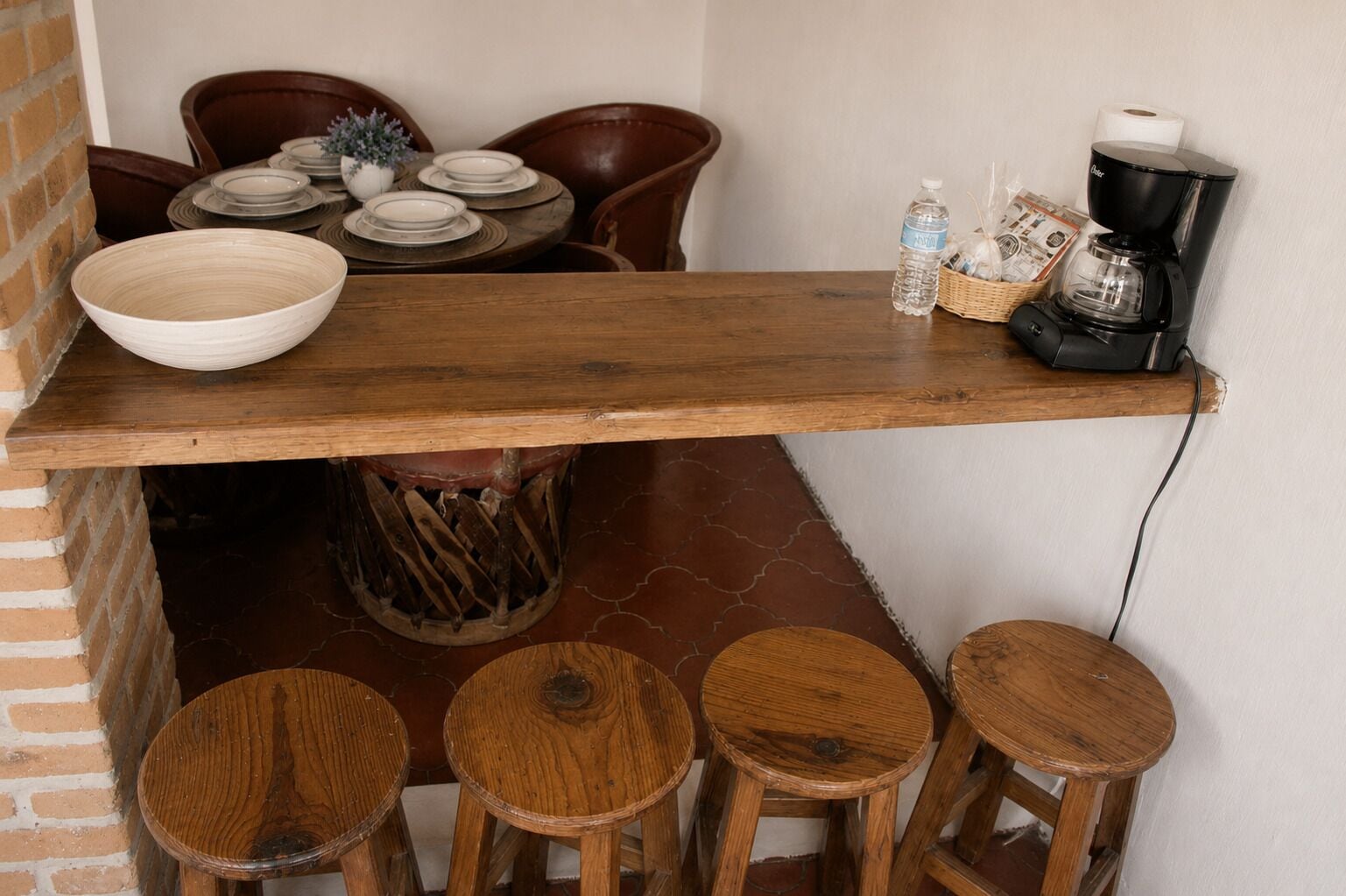 Deluxe Cabin | Dining