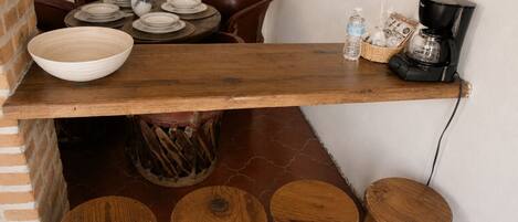 Deluxe Cabin | Dining