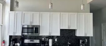Bmore’s Biggest Downtown Home•14BR/12BA•Parking