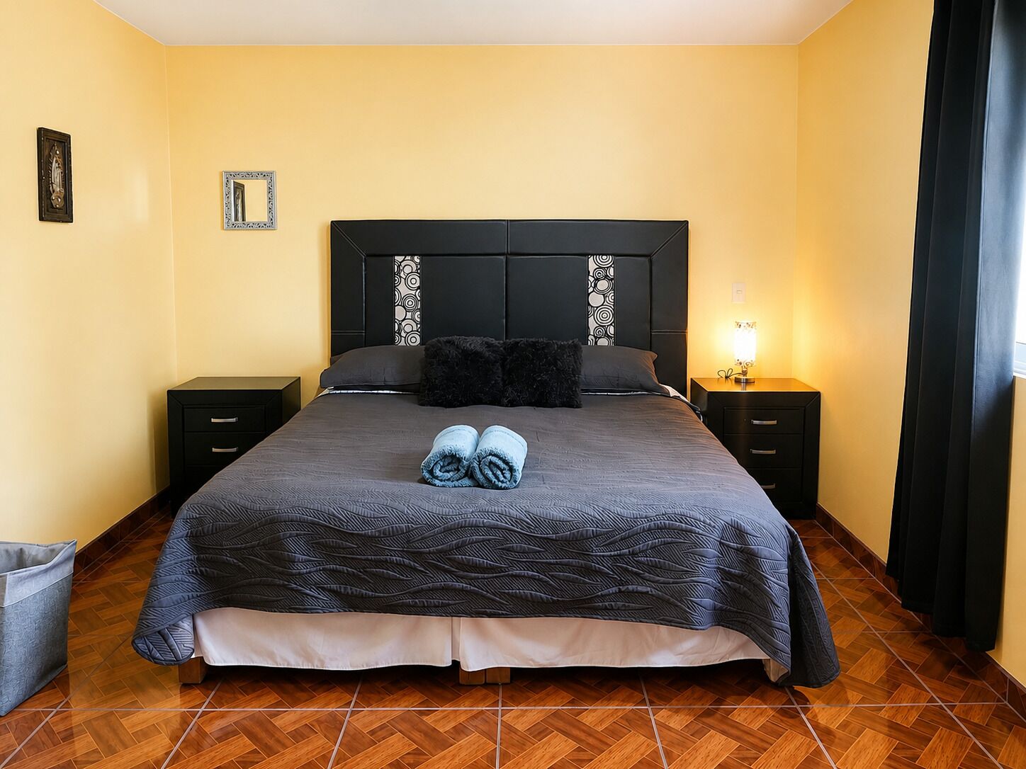 4 bedrooms, iron/ironing board, WiFi (free), bed sheets