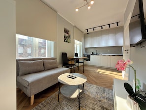 Living area - Wygodna Green Point Studio (Wrocław)