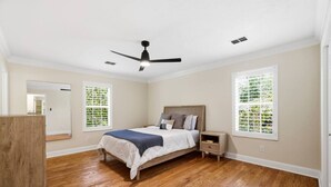 Room - Spacious Killearn Retreat 4BR • Prime Location (Tallahassee)