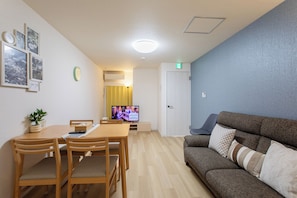 Living area - Midoribashi (Joto Ward)