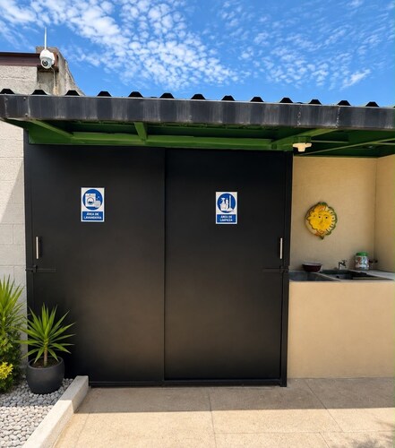 Spring, King! Your apartment in the City of Roses—perfect for your family