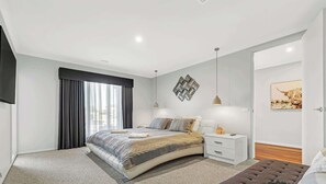 Room - Terrace Eleven - Echuca Holiday Homes (Echuca)