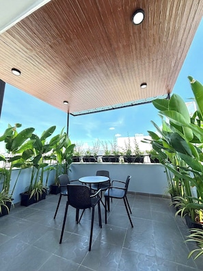 Family Villa, Balcony, City View | Outdoor dining - TT Home  (da nang)