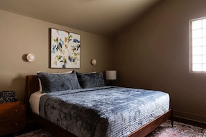 Room - The Diamond | Private Courtyard Retreat (New Orleans)