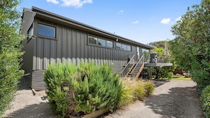 Exterior - Behind the Dunes - Point Lonsdale (Point Lonsdale)