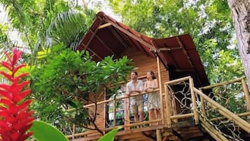 Double Room, Balcony, Garden View | Property grounds