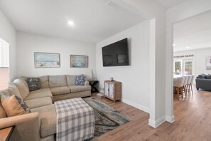 Living area - Windmark Coastal Paradise 5BR/5BA, private Pool, sleeps 18, pet friendly, 2 golf carts (Port St. Joe)