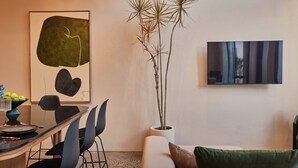 Luxus-Stadtwohnung, Balkon, Gartenblick | Wohnbereich