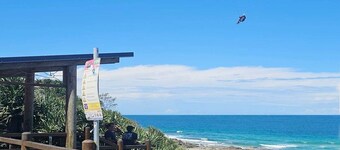 Ground Floor Beachfront Escape, Pool Views,Surfside Resort