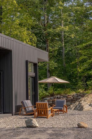 Terrace/patio - The Black House | Tranquil Stowe Galaxy Suite (Stowe)
