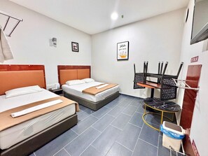 Chambre Triple Familiale | Wi-Fi gratuit
