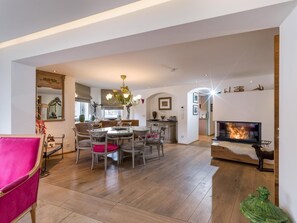Interior - Exclusive Luxury Suite, Central, Near Ski Lift (Kirchberg in Tirol)