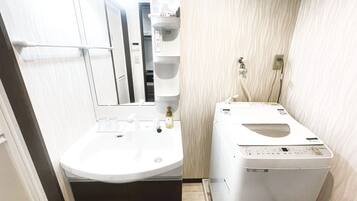 Free toiletries, hair dryer, towels, shampoo