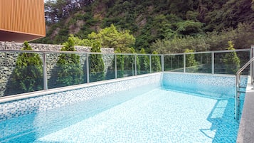 Villa, 2 Queen Beds, Private Pool, Valley View | Pool | Outdoor pool, pool umbrellas, pool loungers