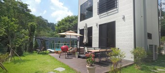 STAY.G CAMPING & POOL VILLA