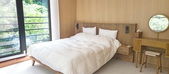 STAY.G CAMPING & POOL VILLA
