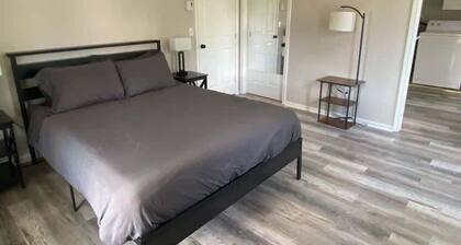 Private Apartment in Southbury 105