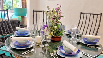 Design Villa, 3 Bedrooms, Balcony | Dining