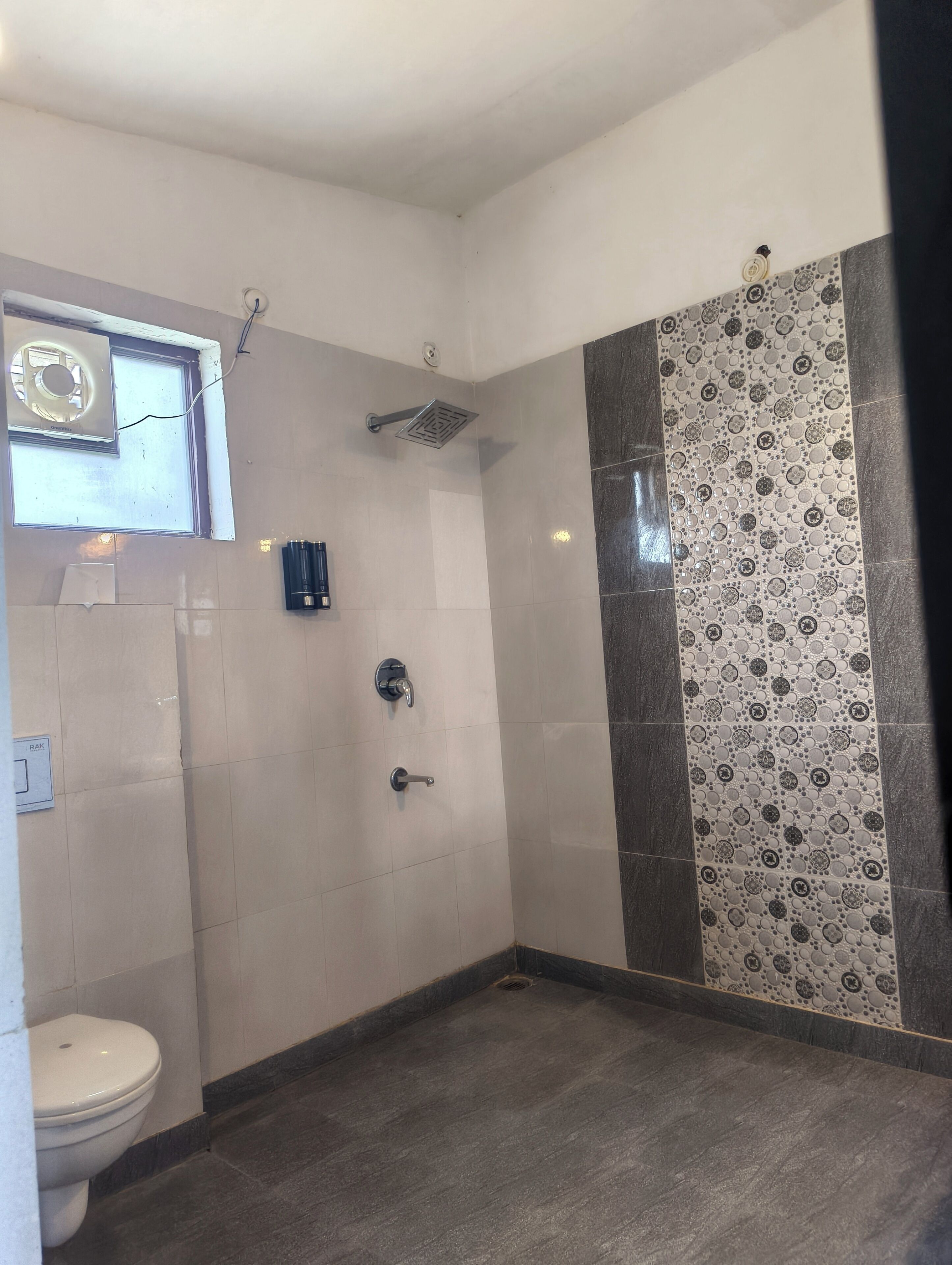 Premium-Doppelzimmer, Balkon, Gartenblick | Badezimmer
