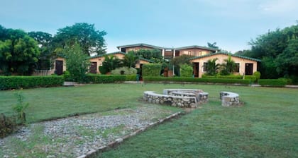 Corbett Soho Resort
